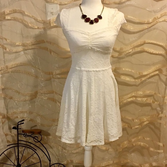 Abercrombie & Fitch Dresses & Skirts - Abercrombie & Fitch Women’s dress